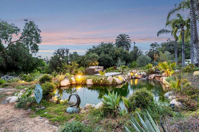 1761 Winterwarm Dr, Fallbrook CA: https://media.crmls.org/mediaz/2e7fe749-b41e-4209-8b2c-7690393ed7db.jpg