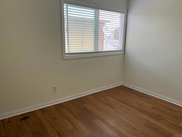Detail Gallery Image 10 of 14 For 575 7th St #204,  Imperial Beach,  CA 91932 - 3 Beds | 1 Baths