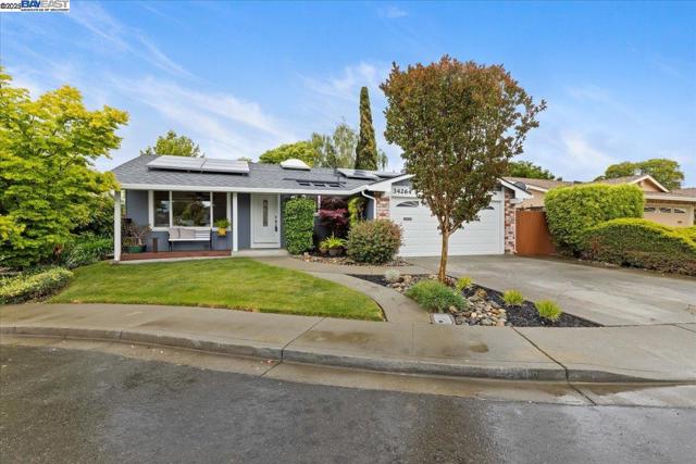 Image 0 of 42 For 34264 Atteridge Pl