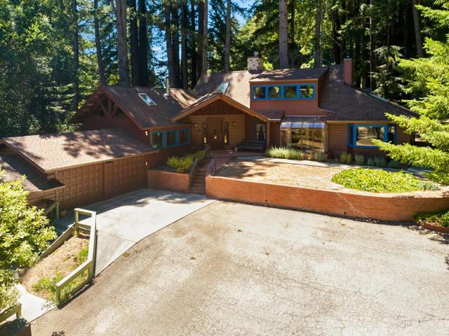 4611 Bonny Doon Road, Santa Cruz CA: https://media.crmls.org/mediaz/2e87dc0d-4eb2-4f44-a63f-cf3bd37dee82.jpg