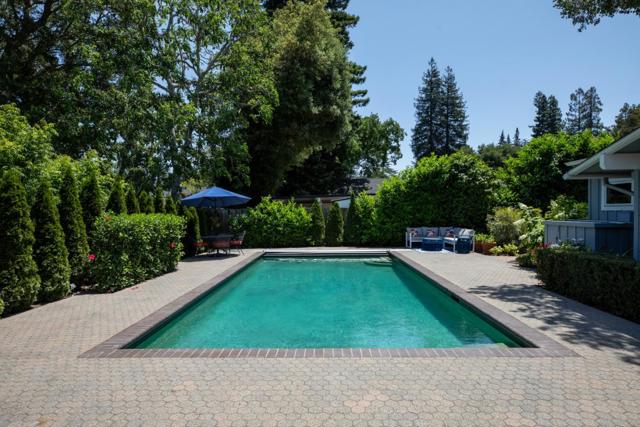 343 Lloyden Park Lane, Atherton CA: https://media.crmls.org/mediaz/2e88b7cf-ef33-4a1a-a9cc-1cb12d5f4812.jpg