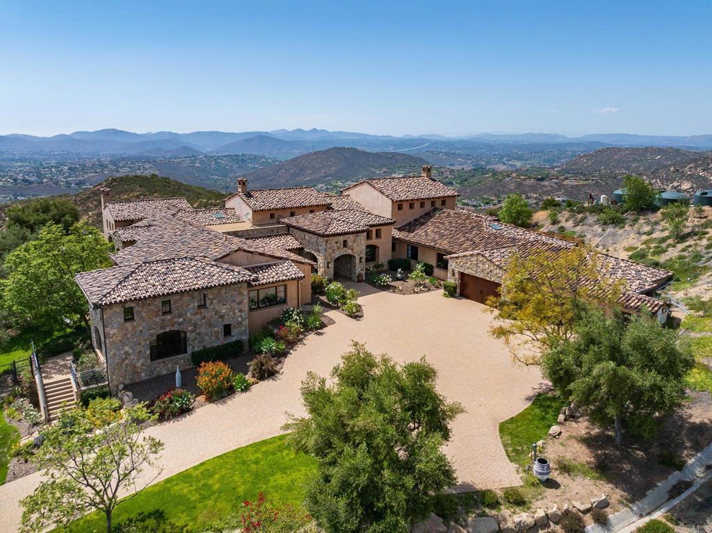 18000 Sunset Point Rd - photo 2