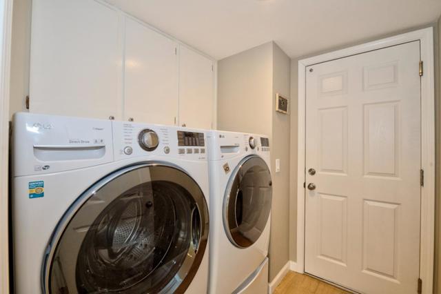 4330 Peregrine Way, Fremont CA: https://media.crmls.org/mediaz/2e8afbce-5fb0-4fbd-88c9-1d2544dc2b6c.jpg