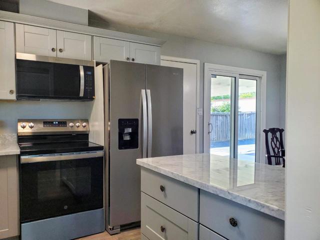 2931 Remington Way, San Jose CA: https://media.crmls.org/mediaz/2e8b1c50-a7b6-4259-b4d8-918486da71e1.jpg