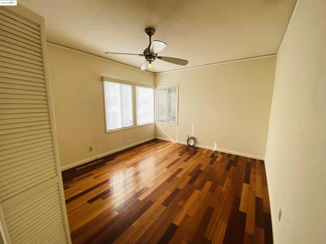 3540 Deer Hill Rd, Lafayette CA: https://media.crmls.org/mediaz/2e8b1e9f-dea3-4458-be19-0d63c406b3ea.jpg