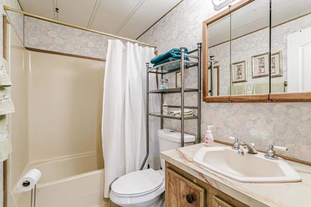 253 Forest Drive, Morgan Hill CA: https://media.crmls.org/mediaz/2e8c880f-6b8f-4a69-be45-f6994e663a56.jpg