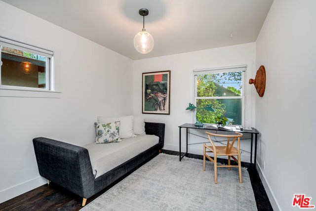 4838 Coldwater Canyon Avenue, Sherman Oaks CA: https://media.crmls.org/mediaz/2e8d350d-8adc-4f2a-a814-e8b01ea806f5.jpg