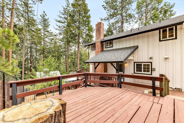53200 Forest Lake Drive, Idyllwild CA: https://media.crmls.org/mediaz/2e8da542-1acd-4ba8-a939-bf6c377820a9.jpg