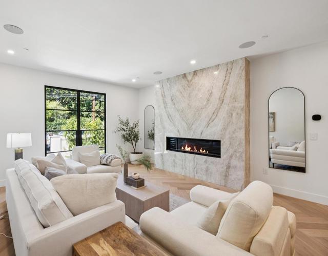 265 Coleridge Ave, Palo Alto CA: https://media.crmls.org/mediaz/2e8f6080-0167-4b1f-a16f-4184d63f9b92.jpg
