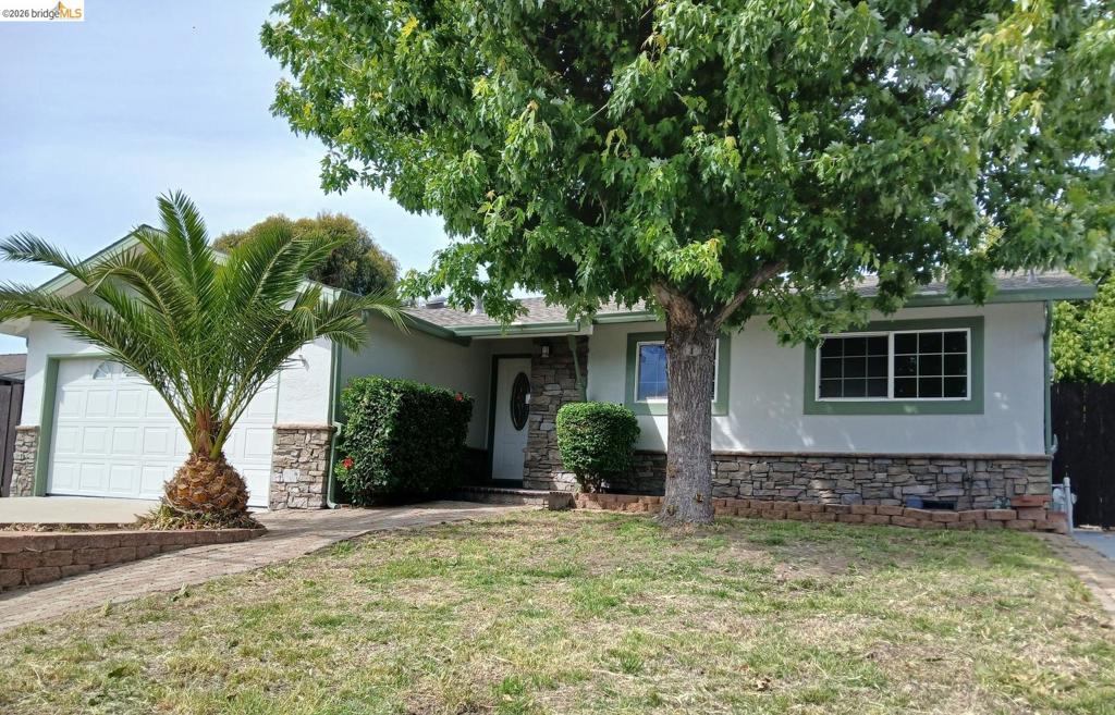 2332 Saint George DR