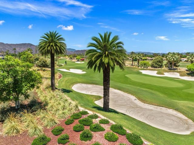 80740 Via Portofino, La Quinta CA: https://media.crmls.org/mediaz/2e8fd71f-6578-4bb9-b6b8-86f2c7c3426d.jpg