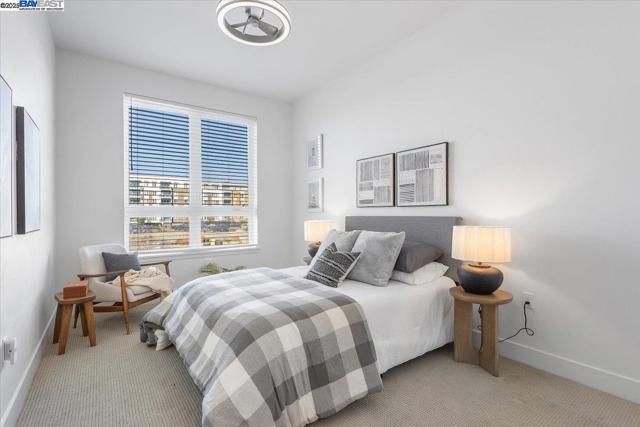 2250 Kilowatt Way, Fremont CA: https://media.crmls.org/mediaz/2e90fc2c-b714-430f-83ef-4ab85090eabc.jpg