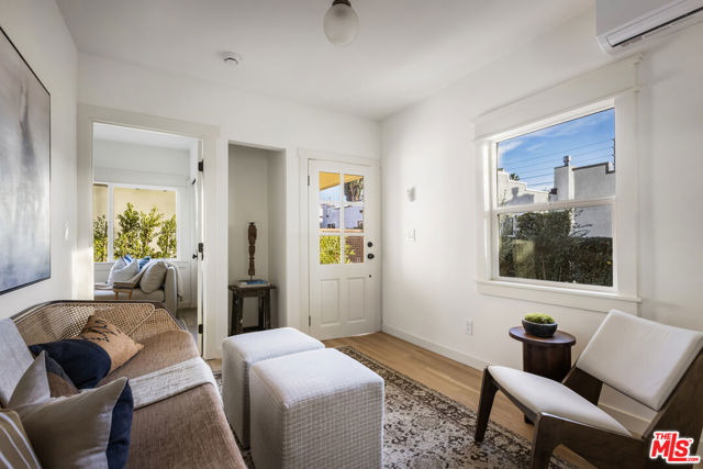 1411 Armadale Avenue, Los Angeles CA: https://media.crmls.org/mediaz/2e913e07-64c5-49ab-9825-0cdab7d0e529.jpg