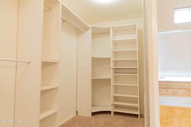 3063 Espana Lane, Thousand Oaks CA: https://media.crmls.org/mediaz/2e9196e6-fb5d-41f7-93fe-2245128769f0.jpg