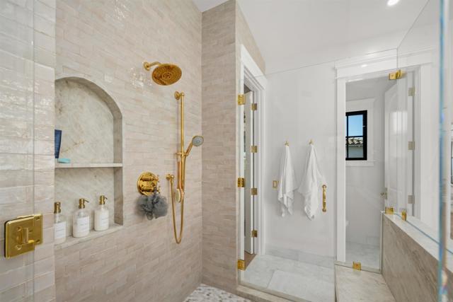 Detail Gallery Image 16 of 21 For 634 Shasta Drive, Encinitas,  CA 92024 - 5 Beds | 4/1 Baths