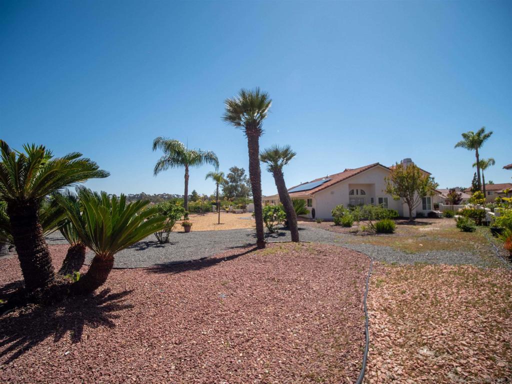 MLS #250045856SD image #35