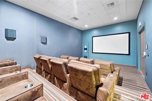 801 S Grand Avenue, Los Angeles CA: https://media.crmls.org/mediaz/2e92d85f-acd6-4971-91c2-a28ae1f1b0c0.jpg