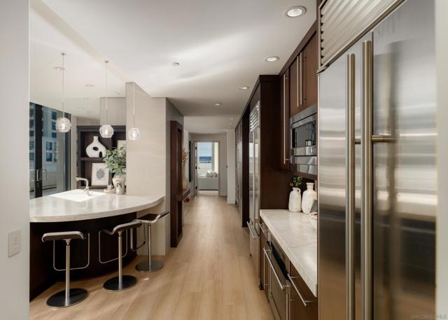 Image 30 of 66 For 645 Front St  2204