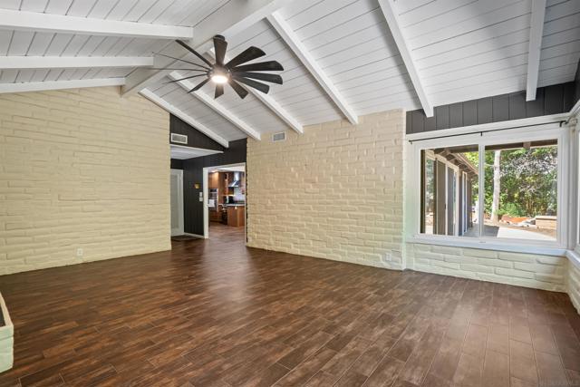 4201 Avenida Gregory, Spring Valley CA: https://media.crmls.org/mediaz/2e93268b-0415-4f65-897c-2c63ea94919c.jpg
