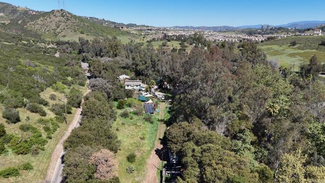 Detail Gallery Image 8 of 59 For 9237 Harmony Grove, Escondido,  CA 92029 - 3 Beds | 2/1 Baths