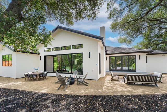 1068 Riverside Drive, Los Altos CA: https://media.crmls.org/mediaz/2e94787b-5051-4442-b422-5d5c32e45877.jpg
