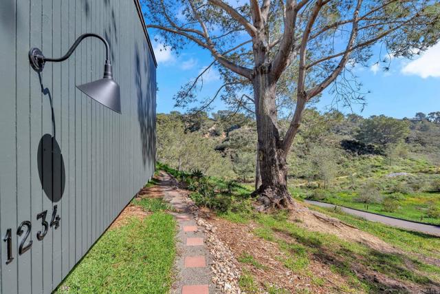 Image 6 of 74 For 1234 Oribia Rd
