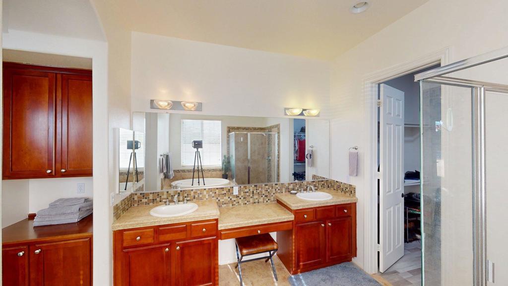 MLS #219139566DA image #28