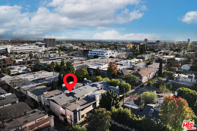 1119 23rd Street, Santa Monica CA: https://media.crmls.org/mediaz/2e96755c-5c66-4cea-9f02-5b573d999e12.jpg