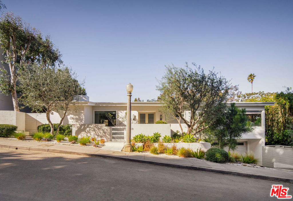 4011 Farmouth Drive