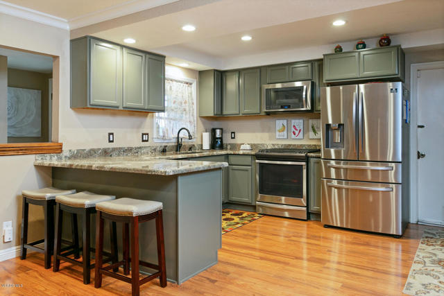 1210 Elder Street, Oxnard CA: https://media.crmls.org/mediaz/2e96ece9-35cd-45fb-a9e5-60fb3b26c817.jpg