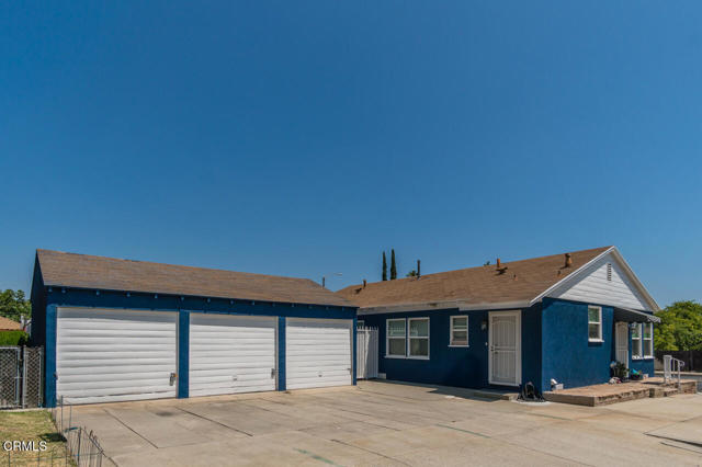 2267 E Washington Boulevard, Pasadena CA: https://media.crmls.org/mediaz/2e99a033-90f2-4d7e-8346-f1d3623667d9.jpg