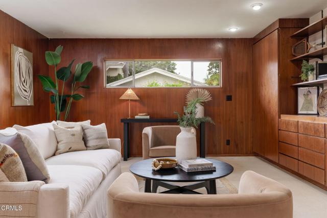 209 Dorothy Avenue, Ventura CA: https://media.crmls.org/mediaz/2e99ab85-9621-4c69-b360-232854dbe92f.jpg