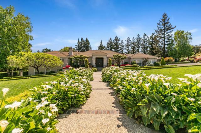 12308 Crayside Lane, Saratoga CA: https://media.crmls.org/mediaz/2e9a8840-aa8a-4032-acff-8a65a97e4172.jpg