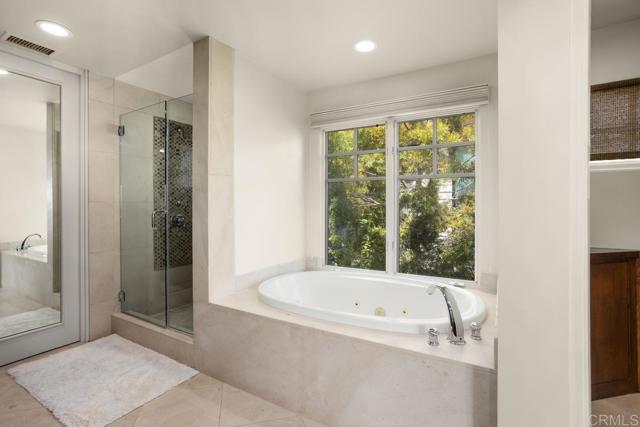Detail Gallery Image 17 of 30 For 105 via De La Valle, Del Mar,  CA 92014 - 4 Beds | 4/1 Baths