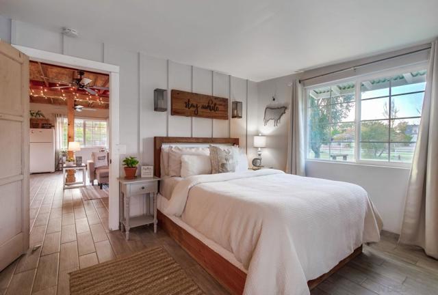 17048 Handlebar Rd, Ramona CA: https://media.crmls.org/mediaz/2e9da7d4-7229-4951-b969-e1256760703d.jpg