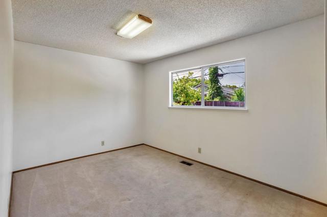 4083 Acapulco Drive, Campbell CA: https://media.crmls.org/mediaz/2ea0f664-0fa6-400f-9406-2739f46c8e86.jpg
