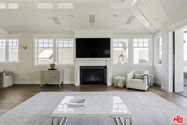 636 12th Street, Manhattan Beach, California 90266, 5 Bedrooms Bedrooms, 0 ,4 BathroomsBathrooms,Residential,For Sale,12th,0,26842911 636 12th Street, Manhattan Beach, California 90266, 5 Bedrooms Bedrooms, 0 ,4 BathroomsBathrooms,Residential,For Sale,12th,0,26842911