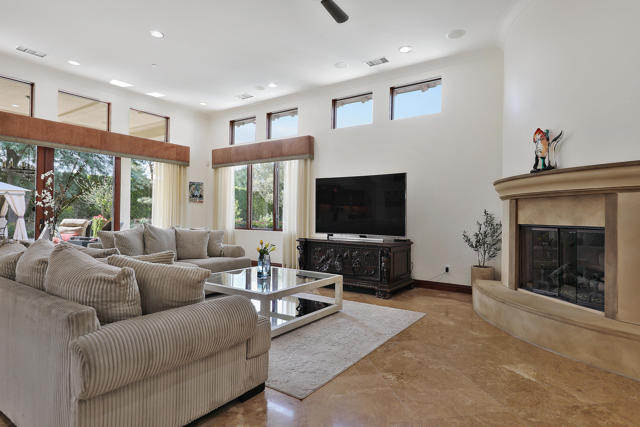 Image 15 of 50 For 80959 Rockberry Court