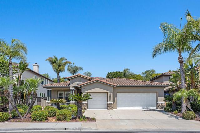 2228 Corte Ananas, Carlsbad CA: https://media.crmls.org/mediaz/2ea6c17d-4b1e-46a0-87d7-683ae835bf38.jpg