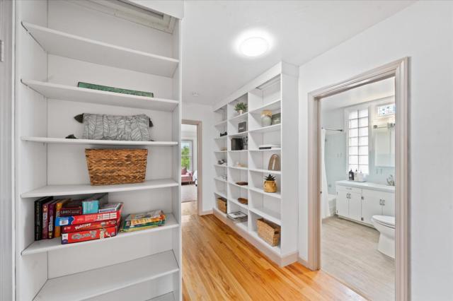 1901 Chestnut Street, Redding CA: https://media.crmls.org/mediaz/2ea704d8-875d-4ac6-b2d6-4bd423bd2d3b.jpg