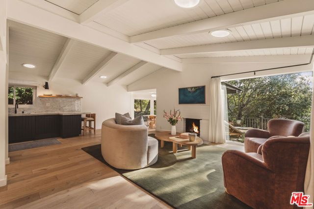 737 Halliday Avenue, Los Angeles CA: https://media.crmls.org/mediaz/2ea8901c-e709-4c1a-a2ef-0e1a955018c8.jpg
