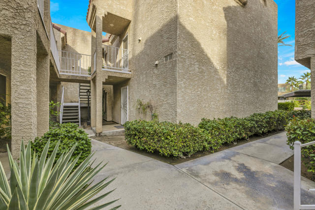 2700 Lawrence Crossley Road #41, Palm Springs, CA 92264