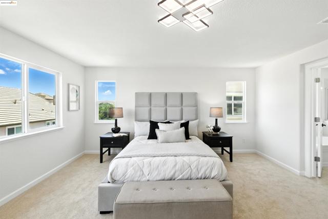 78 Vella Circle, Oakley CA: https://media.crmls.org/mediaz/2ea9e6e0-3296-4a33-9a9f-2c942f2af576.jpg