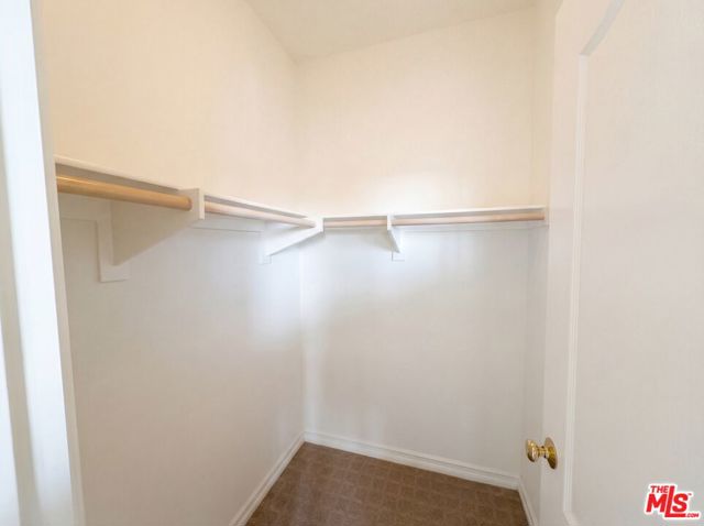 Image 14 of 29 For 17 Kennedy Court