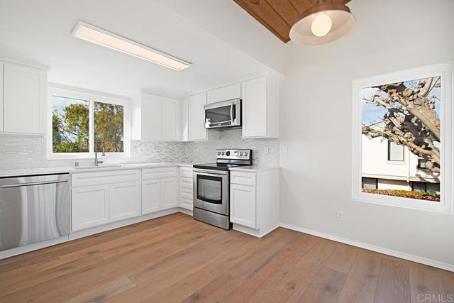 Detail Gallery Image 23 of 43 For 585 S Sierra Avenue #26,  Solana Beach,  CA 92075 - 2 Beds | 2/1 Baths