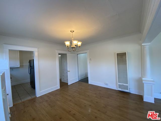 1604 La Fayette Road, Los Angeles CA: https://media.crmls.org/mediaz/2eae4902-7d47-470a-8279-55d6d148095d.jpg
