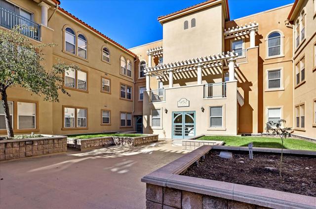 952 S 11th Street, San Jose CA: https://media.crmls.org/mediaz/2eaf8ff2-cdee-499b-98eb-fd9fdd217da3.jpg