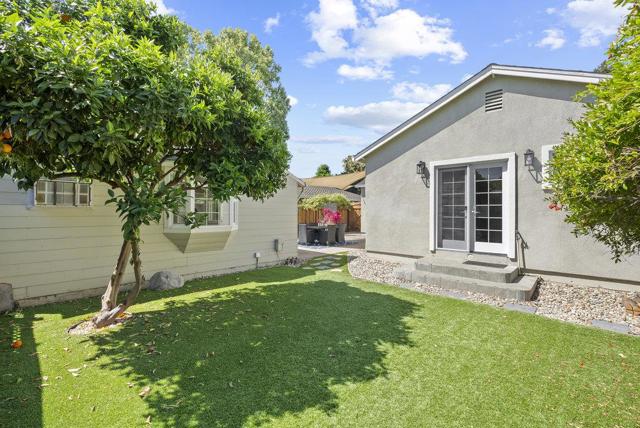1986 Cottle Avenue, San Jose CA: https://media.crmls.org/mediaz/2eb096a2-d6a4-4b74-a04b-11c2d7524181.jpg