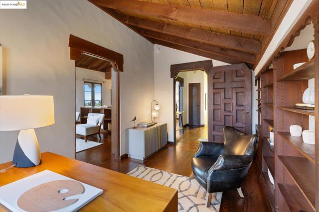 2583 Buena Vista Way, Berkeley CA: https://media.crmls.org/mediaz/2eb09d1d-3a8e-4c01-8ccc-6e0ef30897e5.jpg