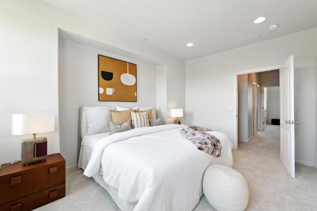 2333 Gibbons Street, Hayward CA: https://media.crmls.org/mediaz/2eb0e7aa-4ce1-44df-91ae-d5f54fcb88e9.jpg